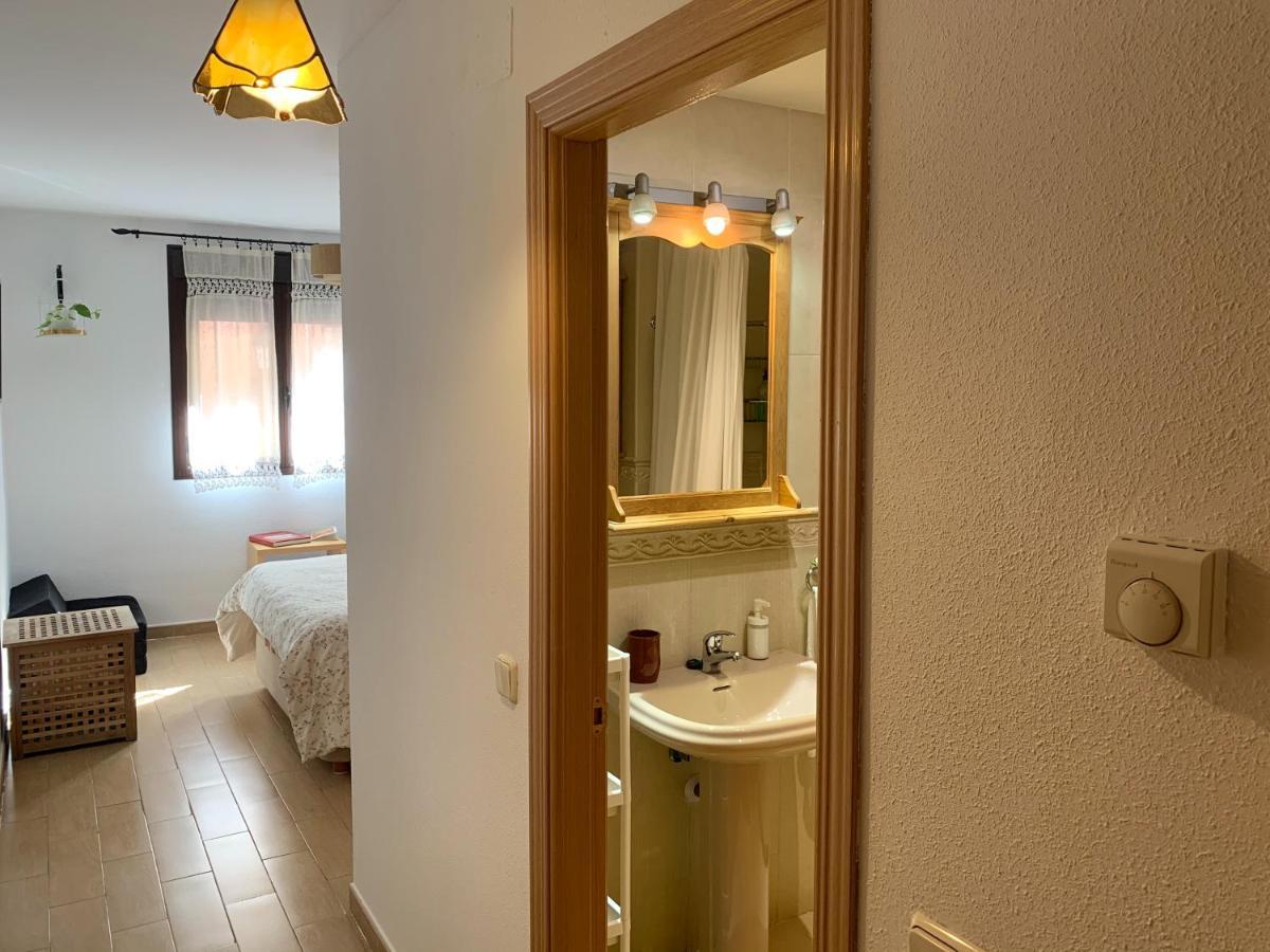 Gran Piso En El Centro De Alcala Apartment อัลกาลาเดเอนาเรส ภายนอก รูปภาพ