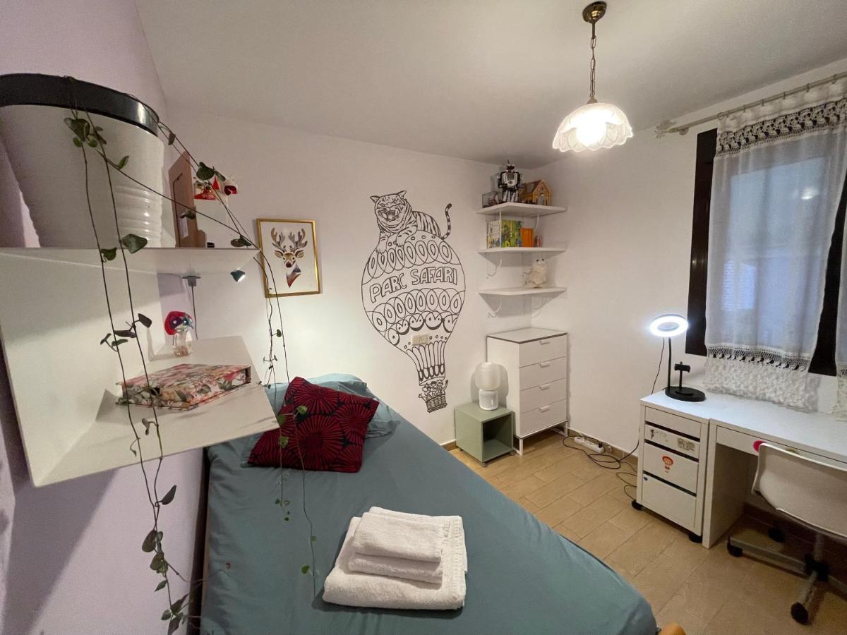 Gran Piso En El Centro De Alcala Apartment อัลกาลาเดเอนาเรส ภายนอก รูปภาพ